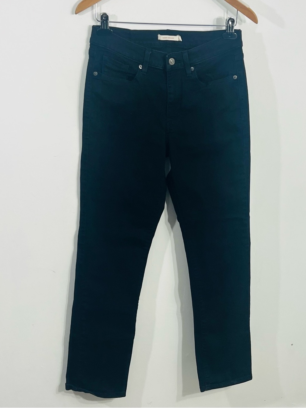 Levi's Classic Straight Black Mid Rise Classic 5 Pocket Jeans Size 8 Casual Wear